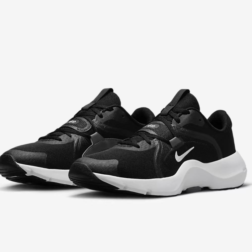 Nike Black Athletic Shoes